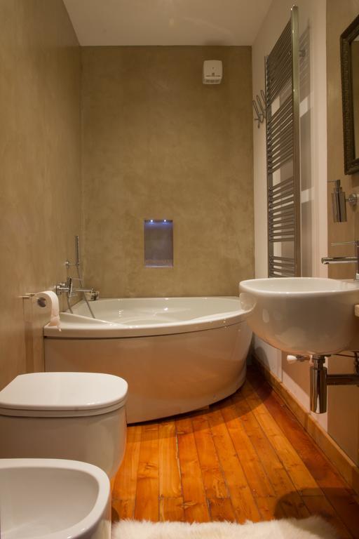 Tre Alberi Liberi Bed & Breakfast Аланя Валсесия Екстериор снимка